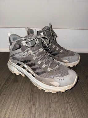 Moab Speed 2 Mid GORE-TEX Hiking Boots size 9.5